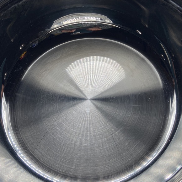 DeLonghi 5.5 Qt. Cook & Serve Pan (No Lid) - Picture 5 of 7